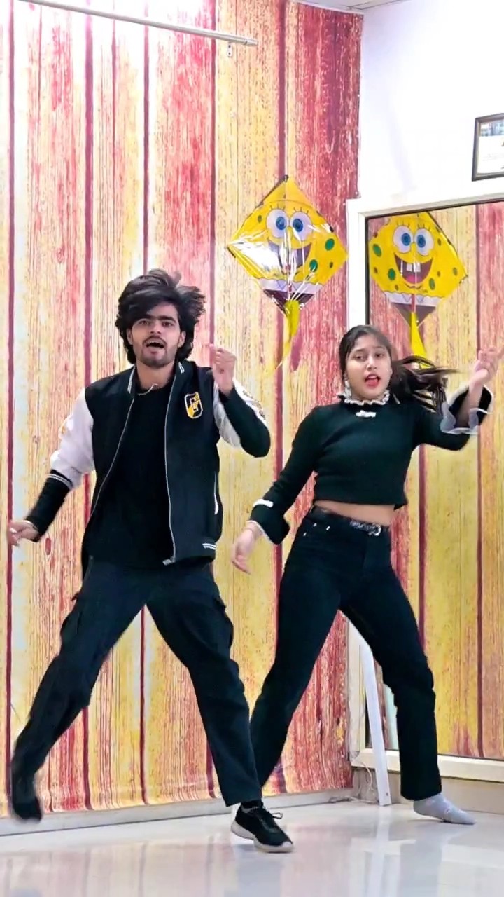 Lor lor ??| Trending Shorts| Dance #trending #shorts #youtubeshorts #shortvideo #love #foryou #reels